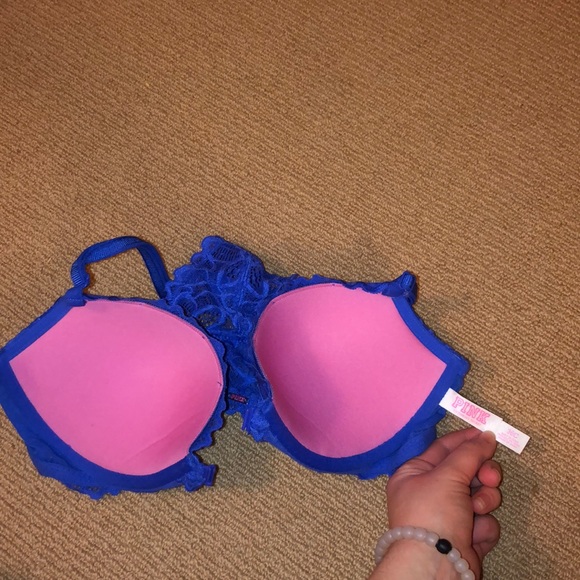 Pink bra - Picture 4 of 4